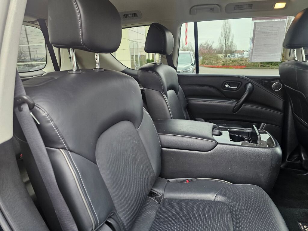 Used 2024 INFINITI QX80 Luxe image 16