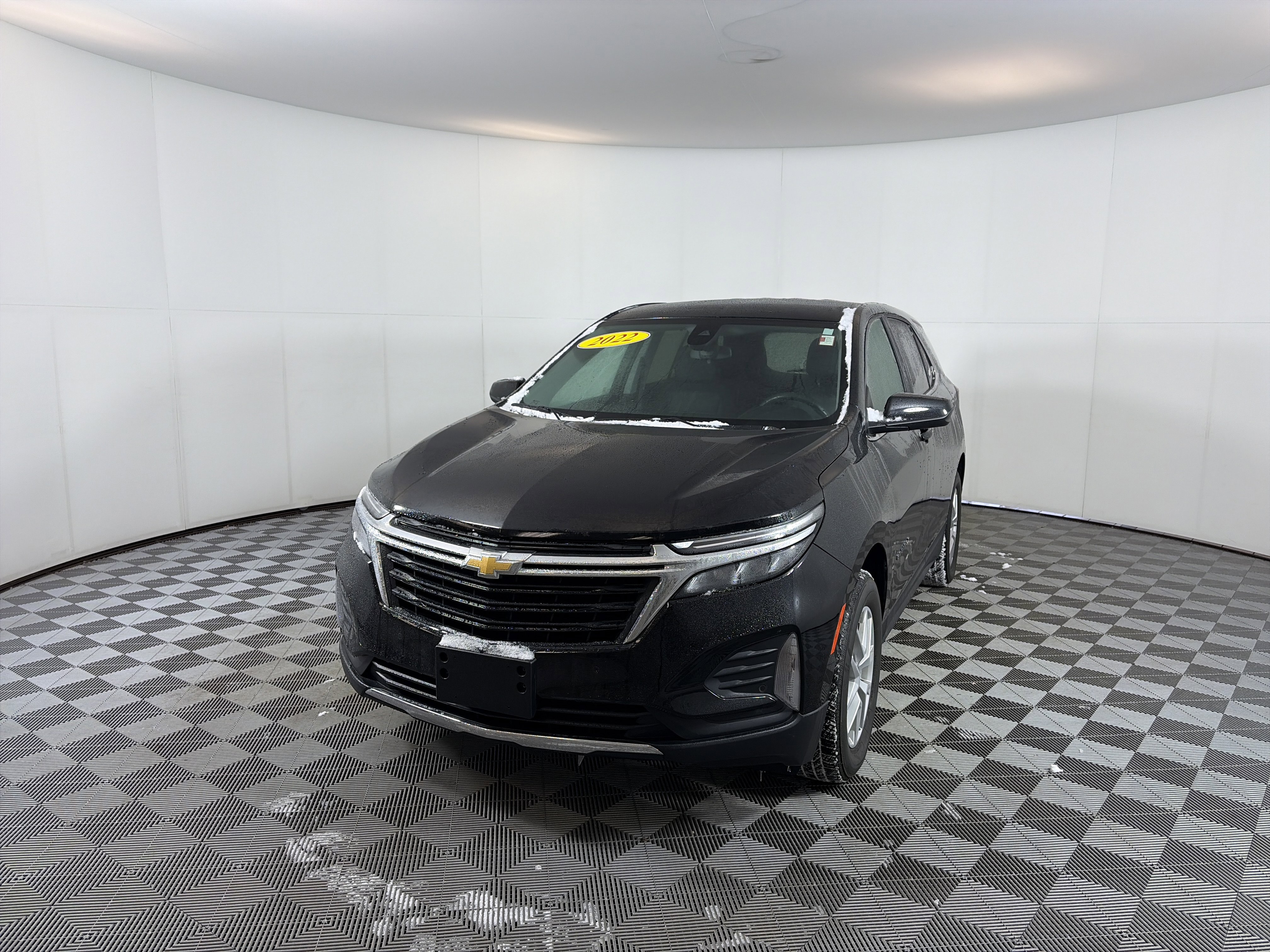 Certified 2022 Chevrolet Equinox LT image 2