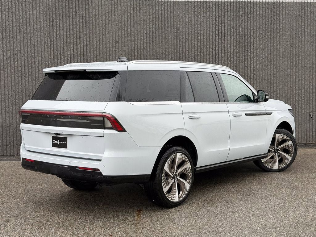 New 2026 Lincoln Navigator Black Label AWD/4WD image 7