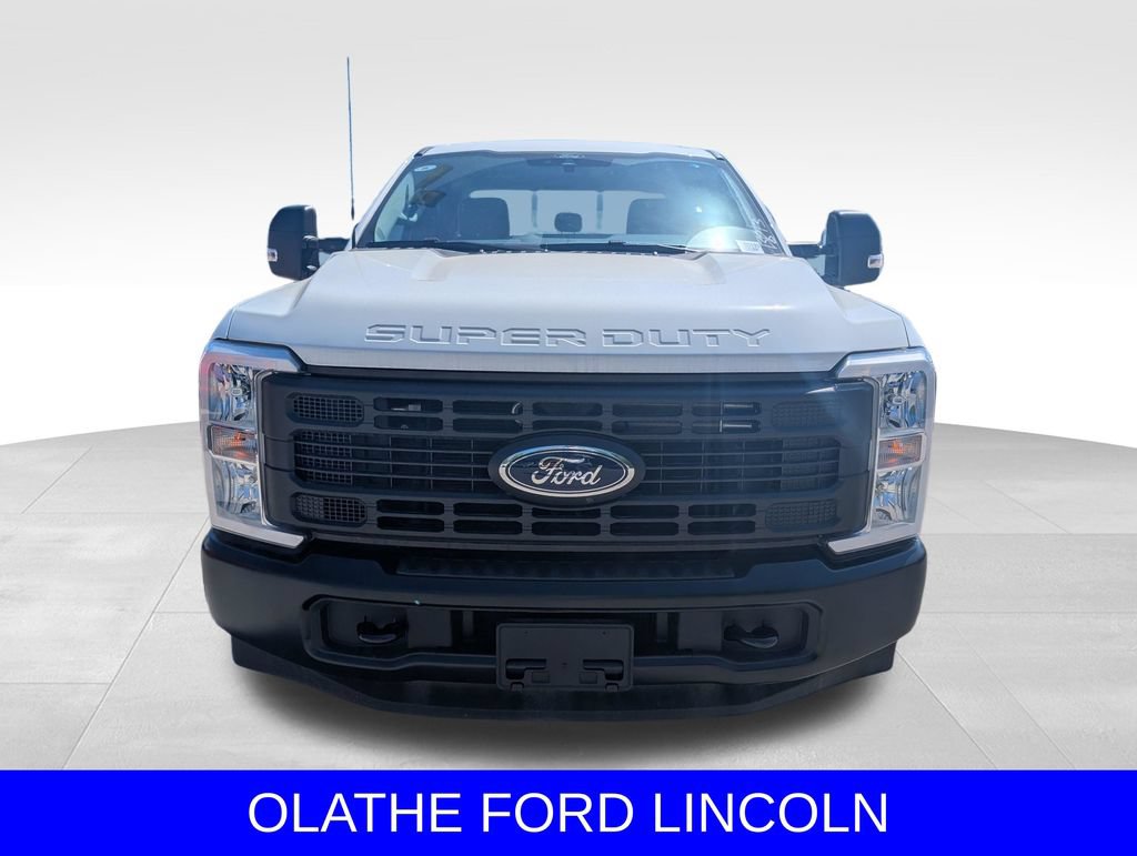 New 2025 Ford F250 XL w/ Camper Package RWD image 2