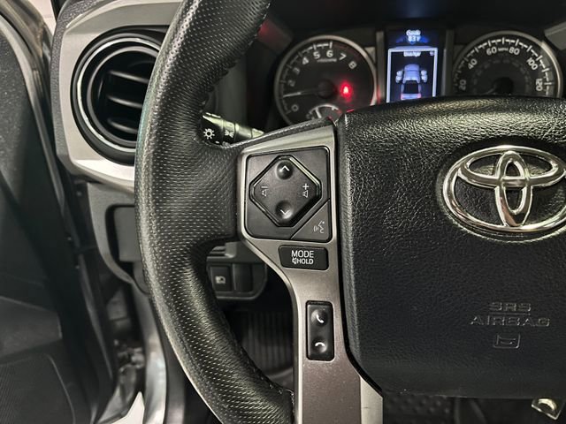 Used 2019 Toyota Tacoma SR5 AWD/4WD image 17