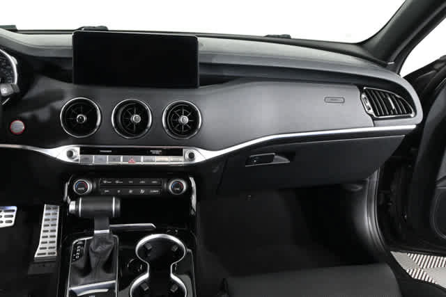 Used 2023 Kia Stinger GT-Line AWD/4WD image 14