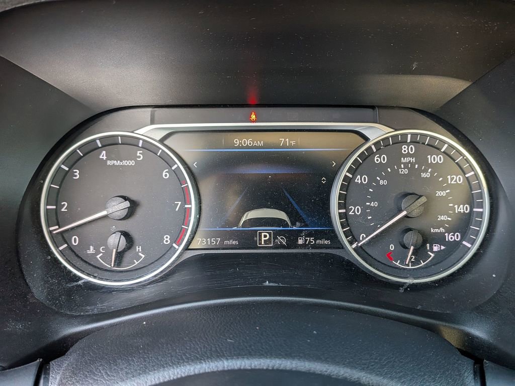 Used 2024 Nissan Sentra SV FWD image 16