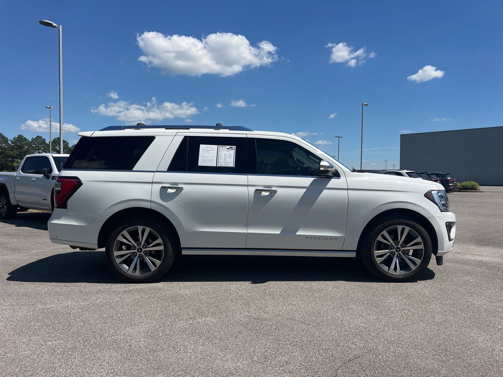 Used 2020 Ford Expedition Platinum AWD/4WD image 4