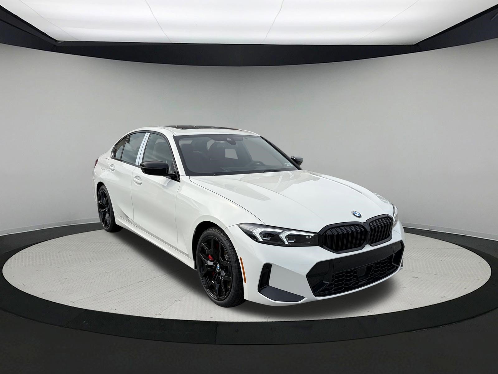 Used 2026 BMW 330i xDrive Sedan AWD/4WD image 2