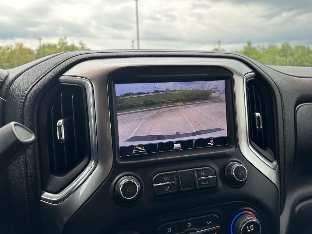 Used 2020 Chevrolet Silverado 2500 LTZ w/ LTZ Convenience Package image 20