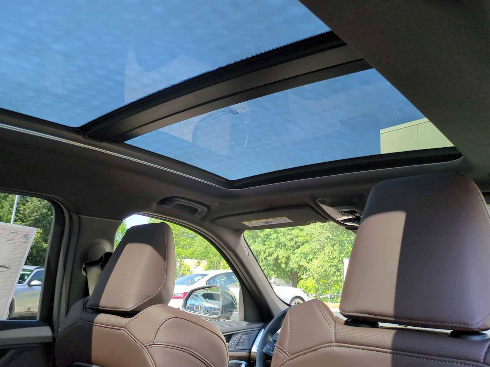 New 2025 BMW X1 xDrive28i w/ Technology Package image 23