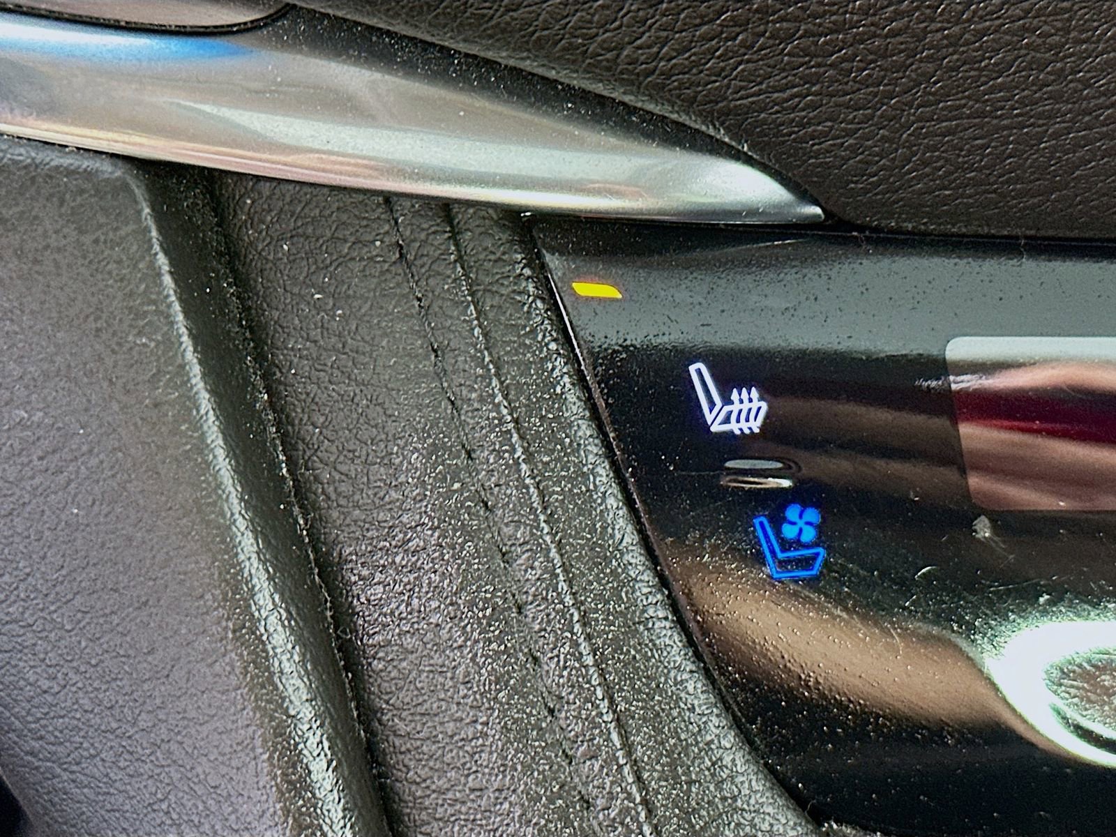 Used 2018 Cadillac XT5 Premium Luxury FWD image 20