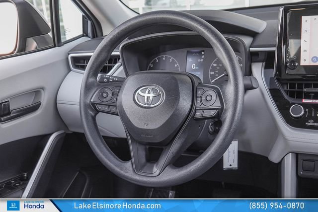 Used 2025 Toyota Corolla Cross L image 21