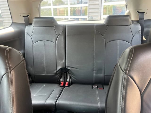 Used 2016 GMC Acadia SLT FWD image 18