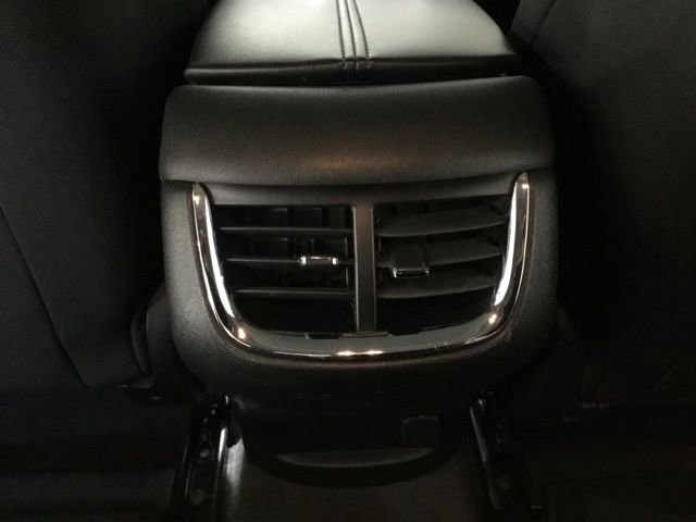 Used 2023 Chevrolet Malibu LT image 44