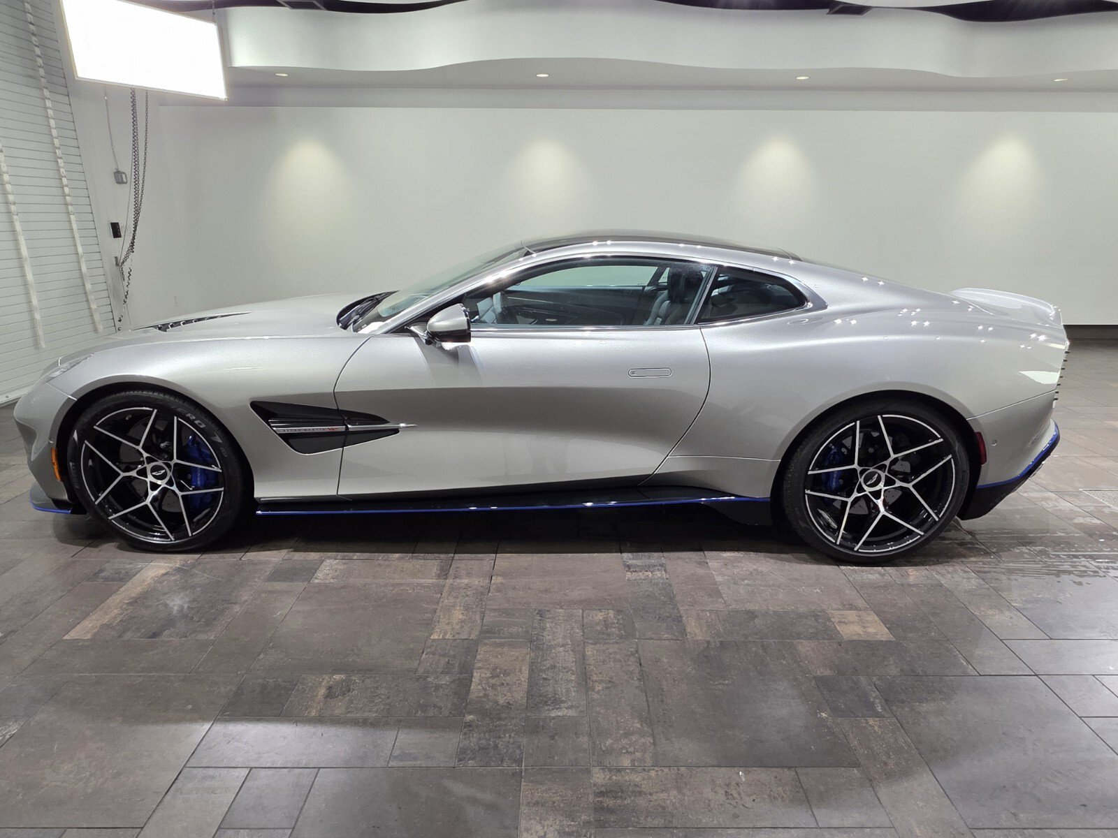 New 2026 Aston Martin Vanquish RWD image 22