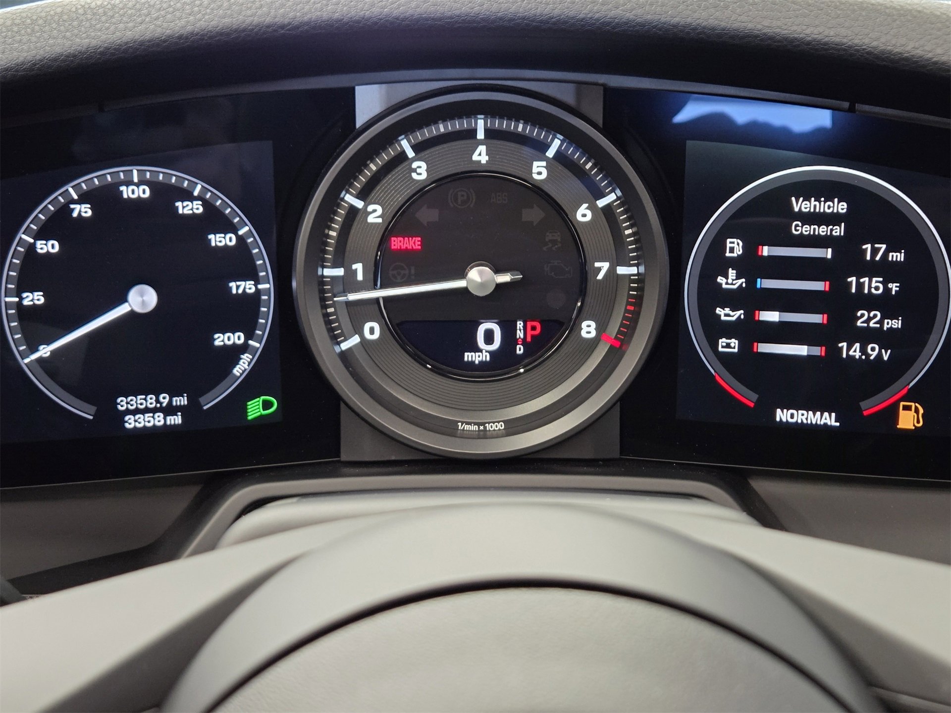 Certified 2024 Porsche 911 Carrera image 15