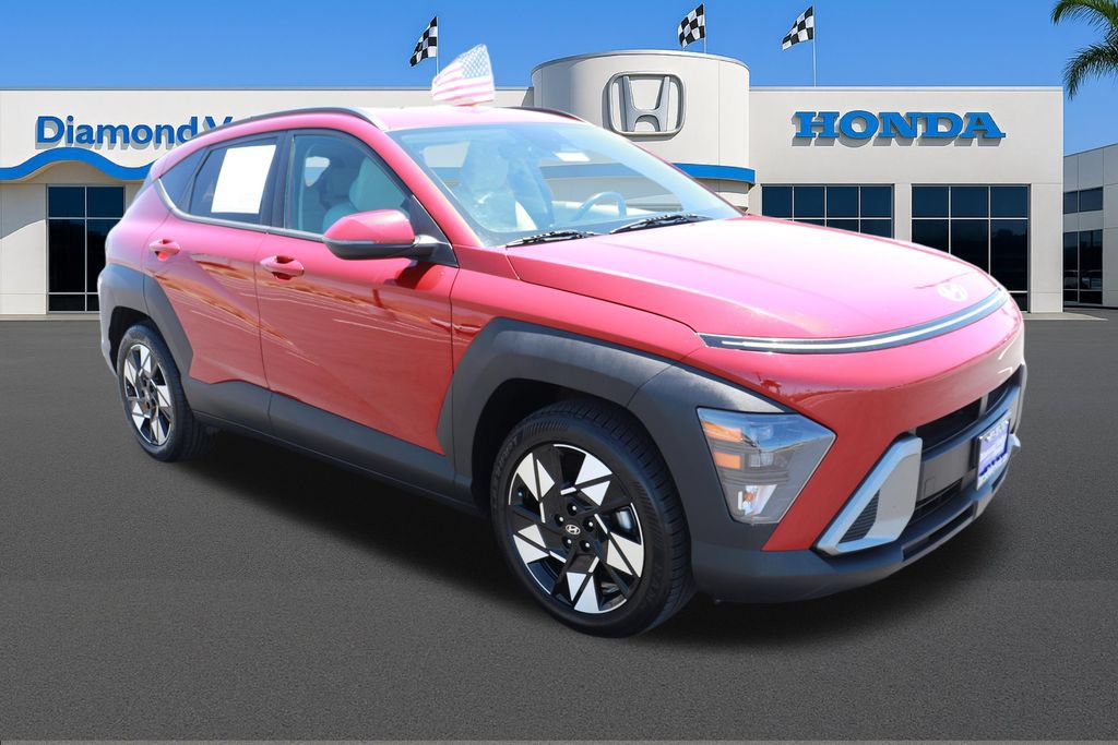Used 2024 Hyundai Kona SEL FWD image 1