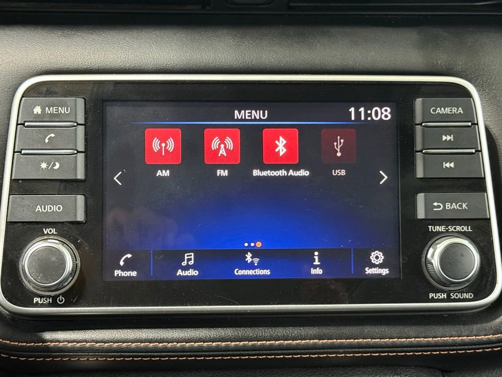 Used 2019 Nissan Kicks SR image 15