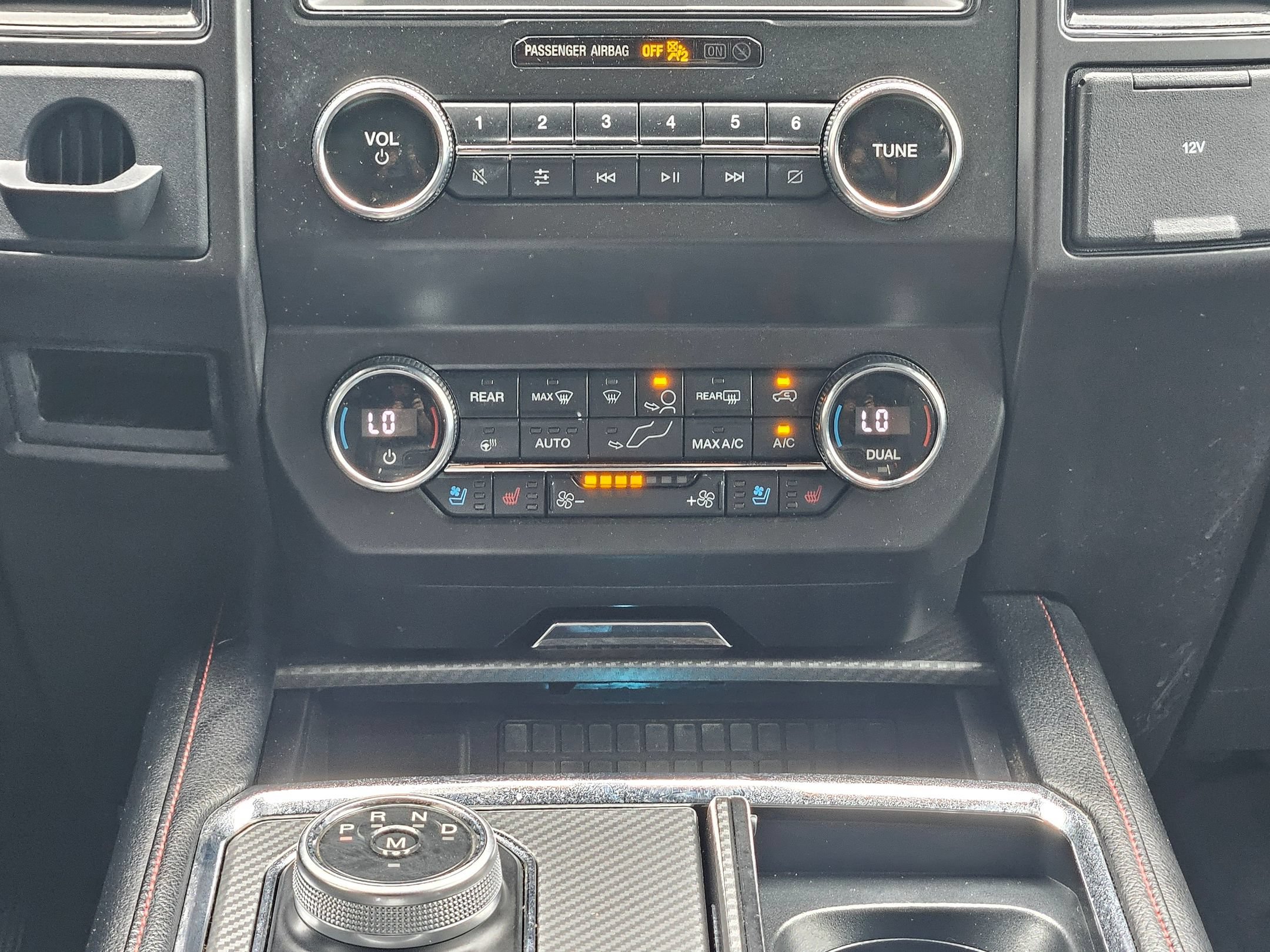 Used 2019 Ford Expedition Limited w/ Equipment Group 303A AWD/4WD image 13