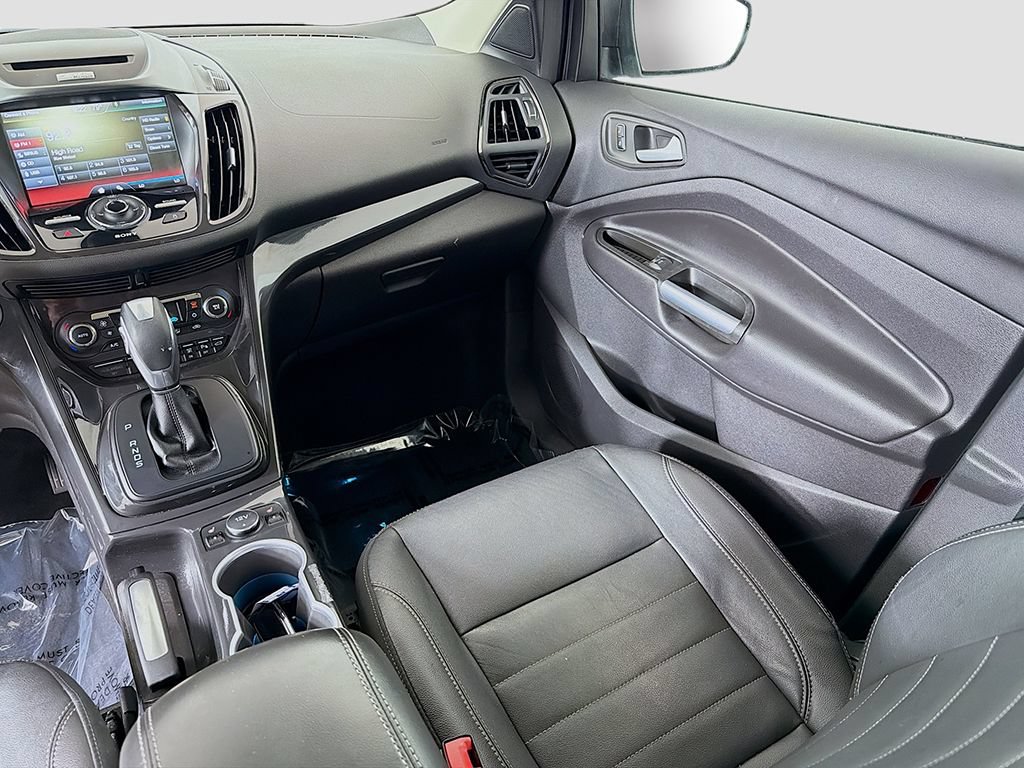 Used 2014 Ford Escape Titanium w/ Equipment Group 401A FWD image 32