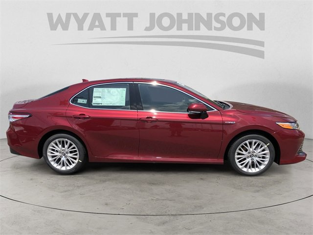 Used 2019 Toyota Camry Hybrid