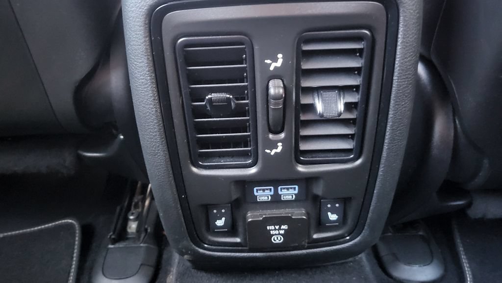 Used 2023 Dodge Durango SRT AWD/4WD image 31