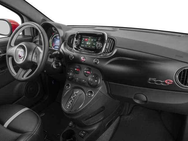Used 2018 FIAT 500 e w/ Esport Package FWD image 11