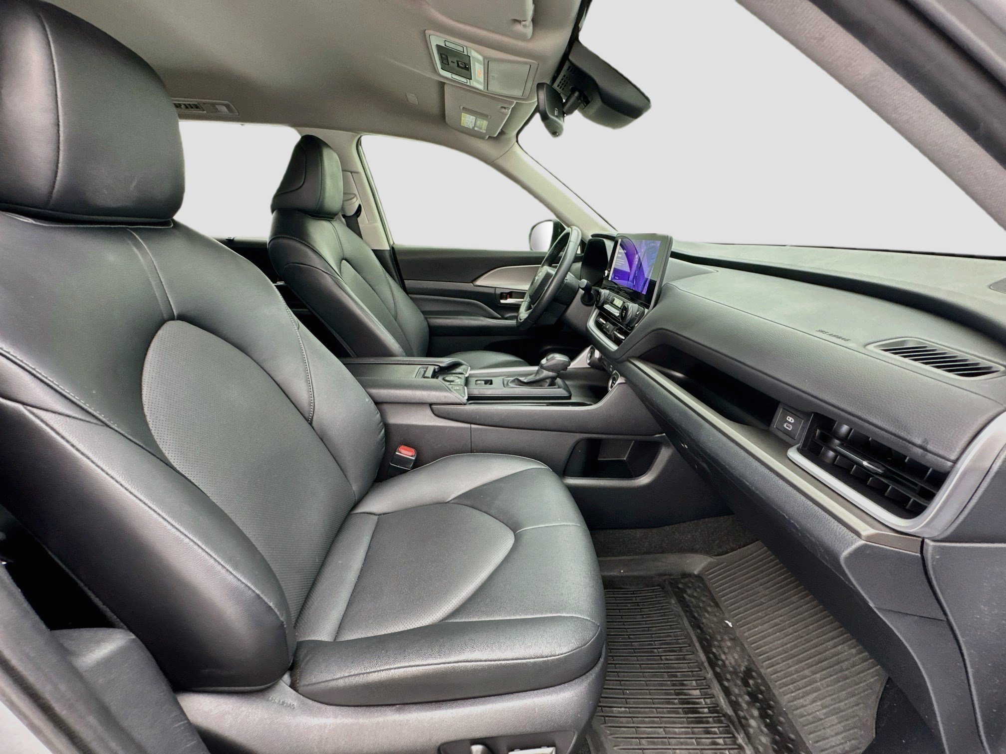 Used 2024 Toyota Grand Highlander XLE FWD image 20