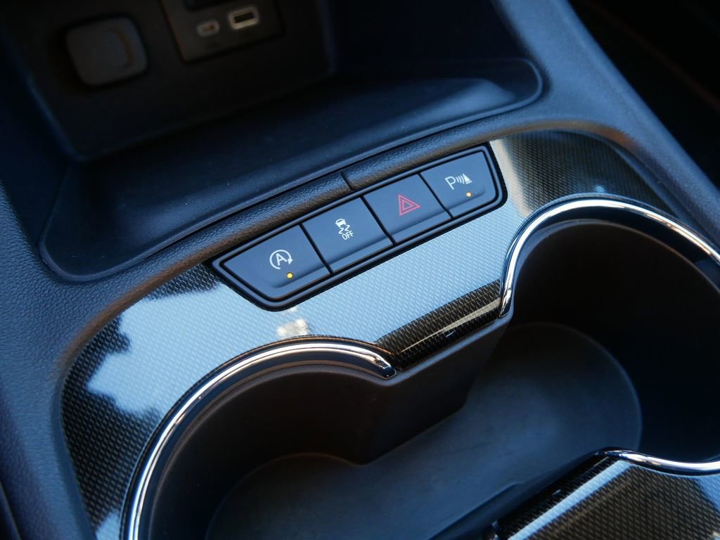 Used 2020 GMC Acadia AT4 w/ LPO, Roadside Safety Package image 24