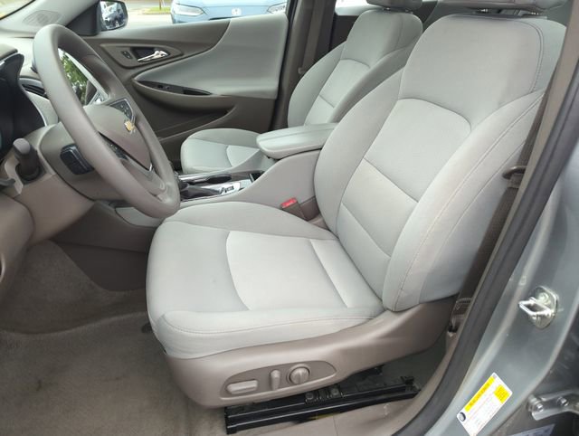 Used 2024 Chevrolet Malibu LT FWD image 11