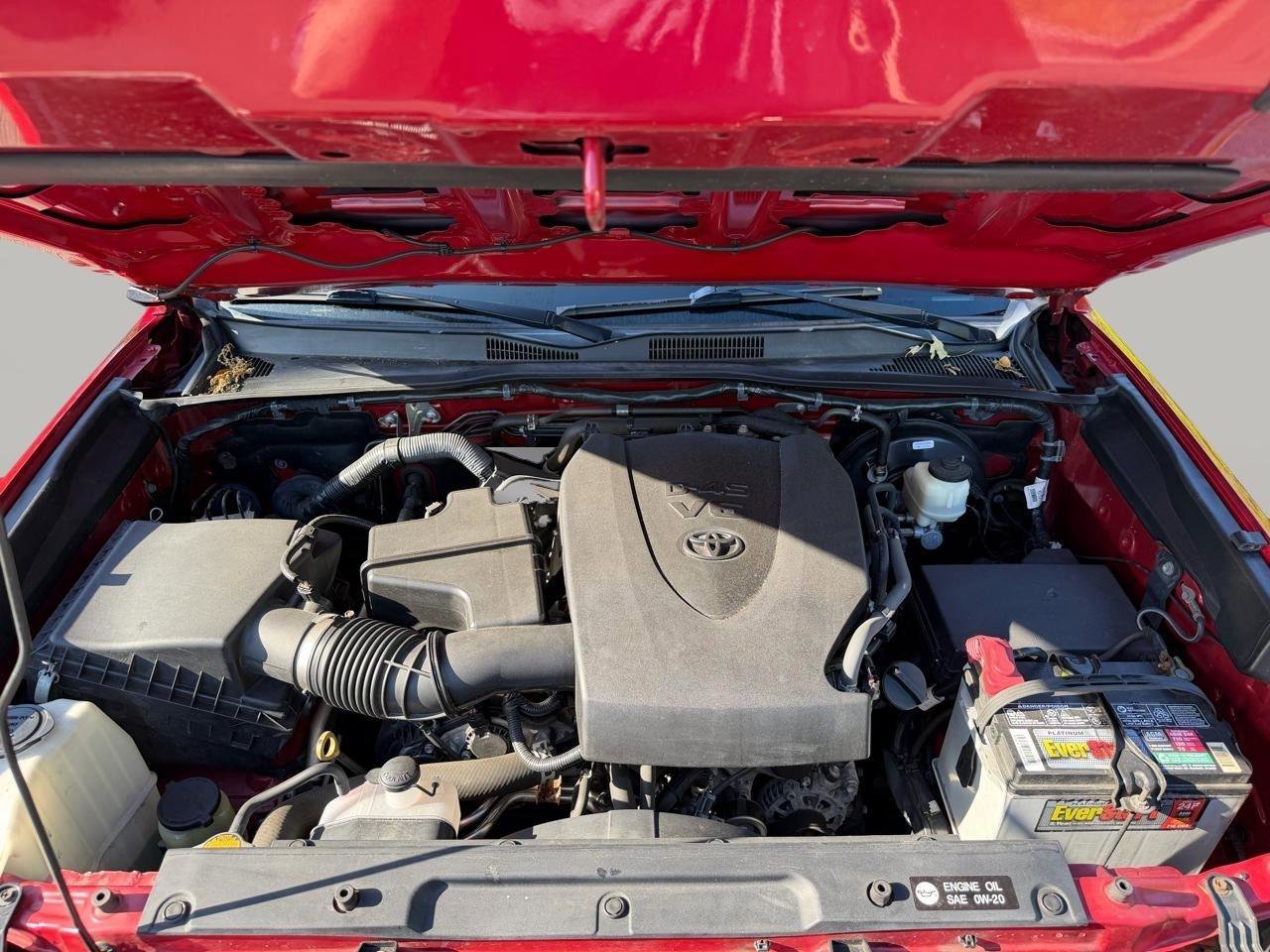 Used 2016 Toyota Tacoma TRD Sport w/ Towing Package RWD image 22