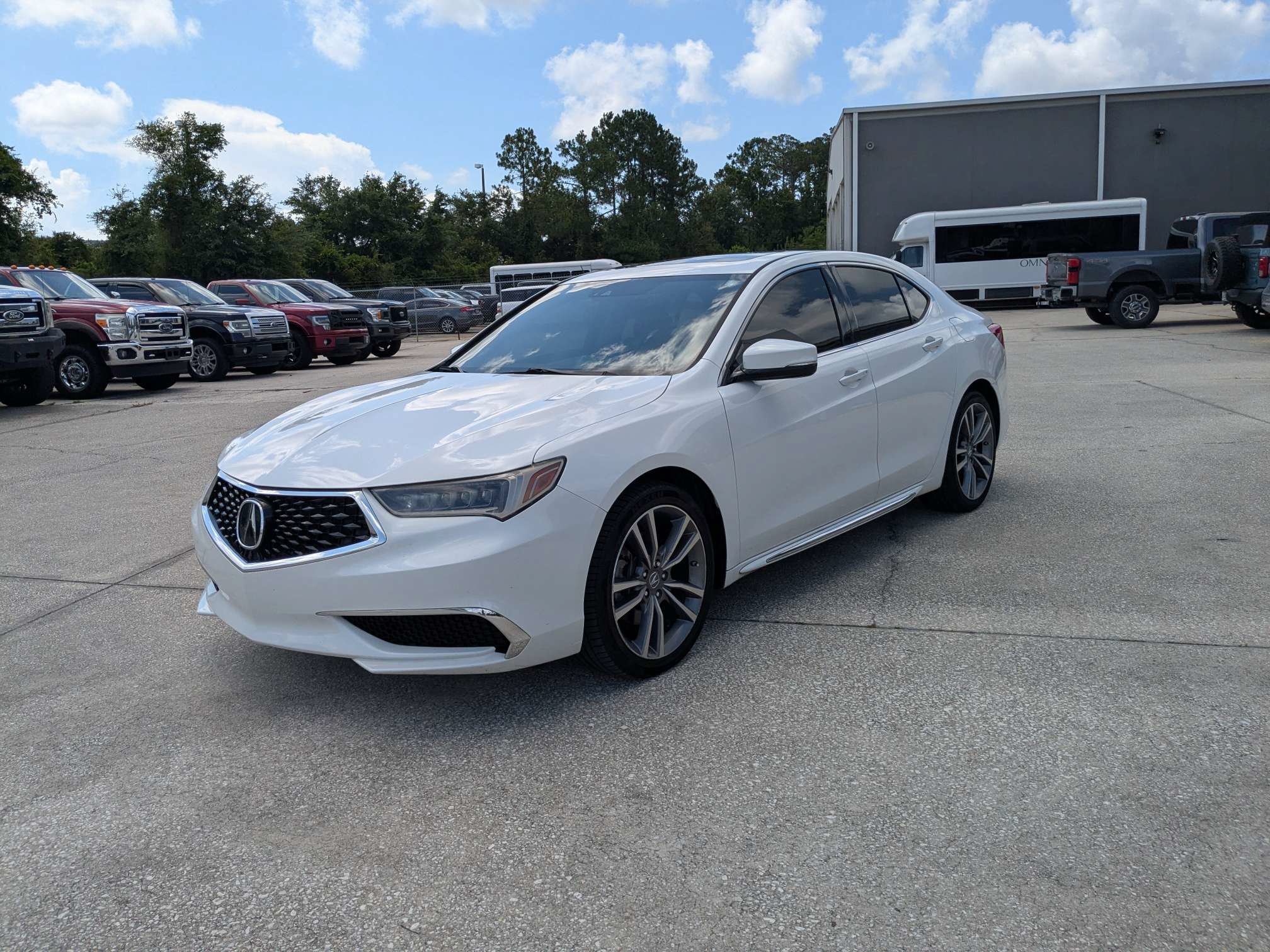 Used 2020 Acura TLX w/ Technology Package FWD image 8