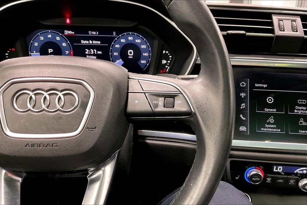 Used 2023 Audi Q3 2.0T Premium AWD/4WD image 12