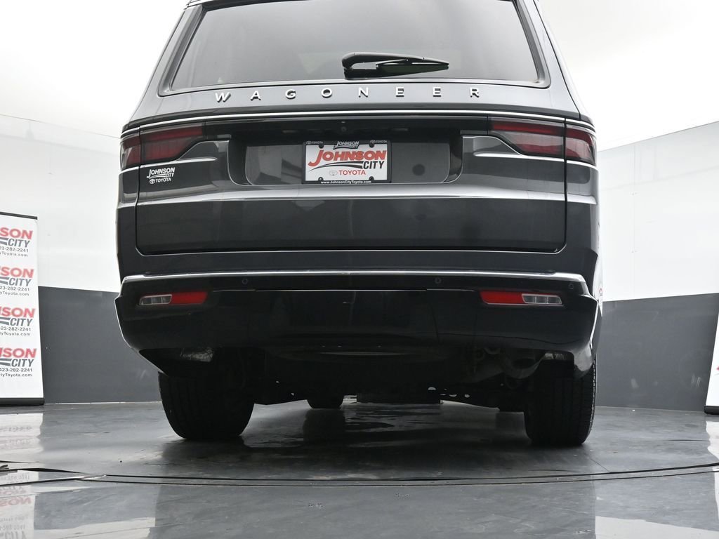 Used 2024 Jeep Wagoneer 4WD w/ Premium Group I image 42