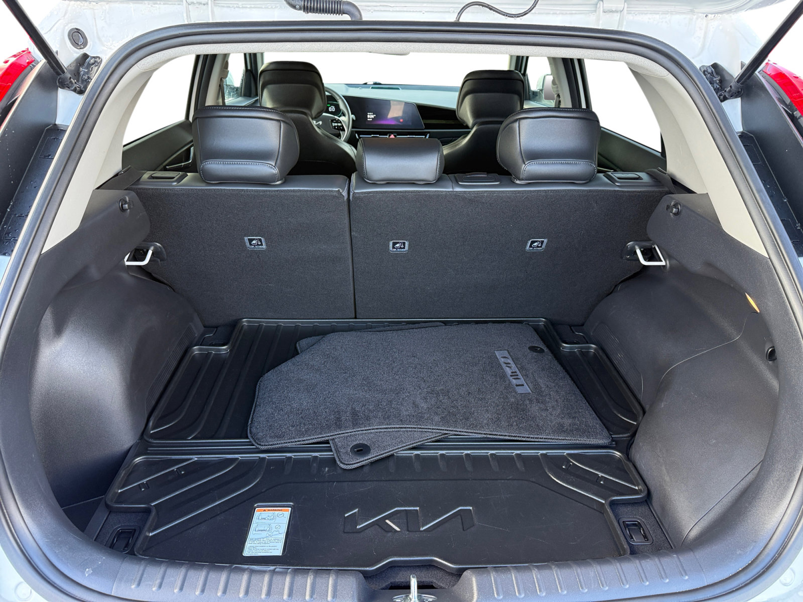 Used 2023 Kia Niro EX FWD image 17