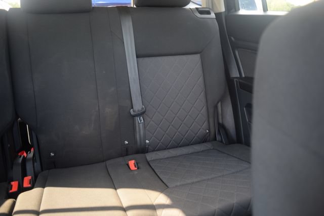 Used 2018 Volkswagen Atlas Launch Edition FWD image 17