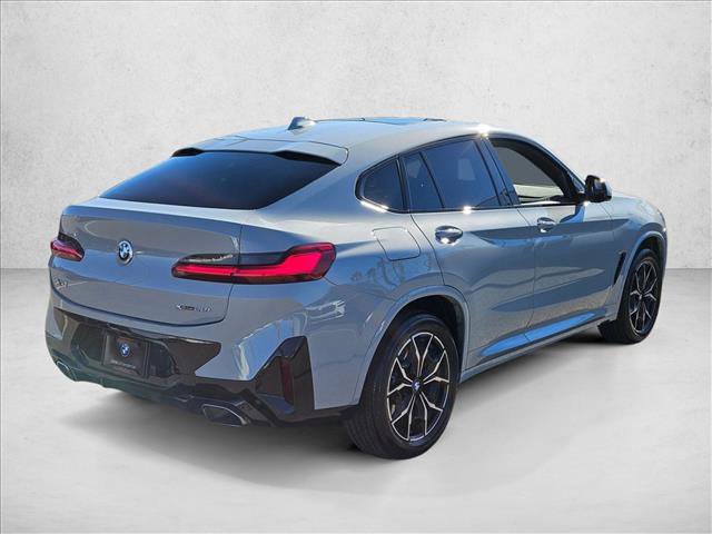 Used 2025 BMW X4 xDrive30i w/ Premium Package image 5