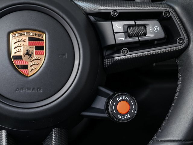 New 2026 Porsche 911 Carrera 4S image 12