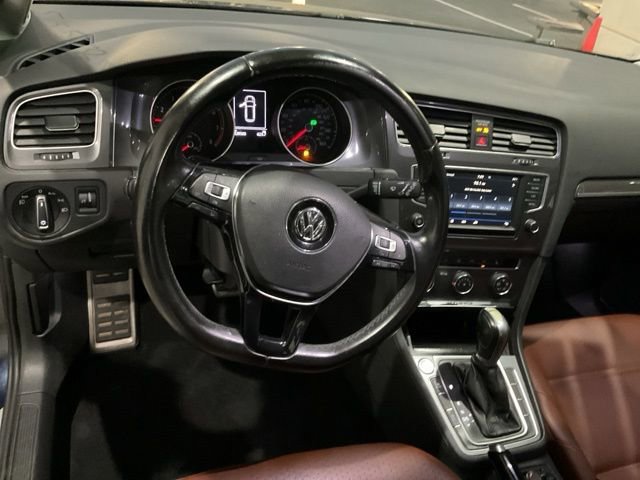 Used 2017 Volkswagen Golf Alltrack SE image 7