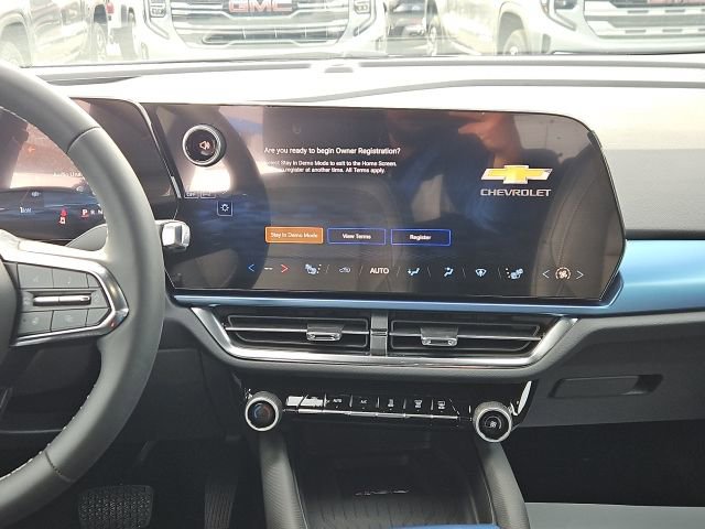 New 2026 Chevrolet Equinox EV LT AWD/4WD image 22