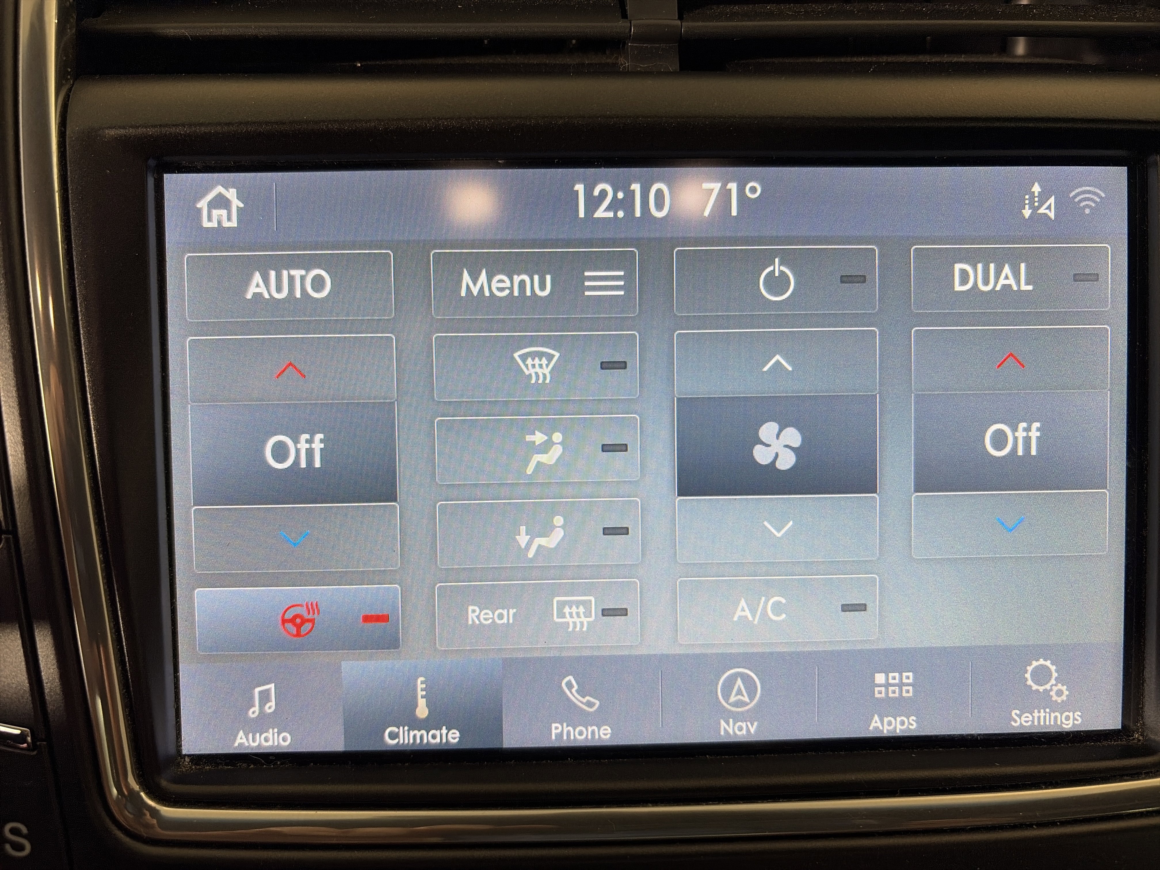 Used 2019 Lincoln Nautilus Reserve image 24