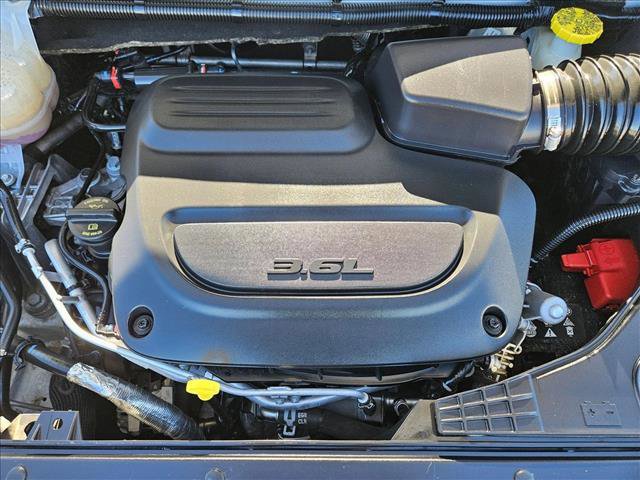 Used 2022 Chrysler Pacifica Touring-L image 30