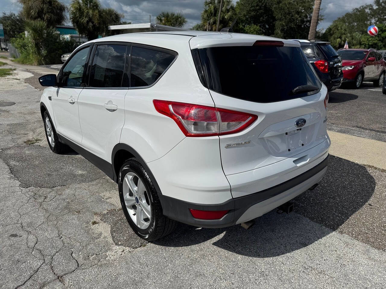 Used 2014 Ford Escape SE image 6