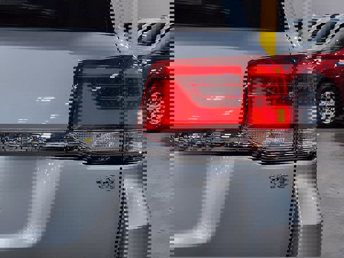 Used 2019 Toyota Land Cruiser image 22