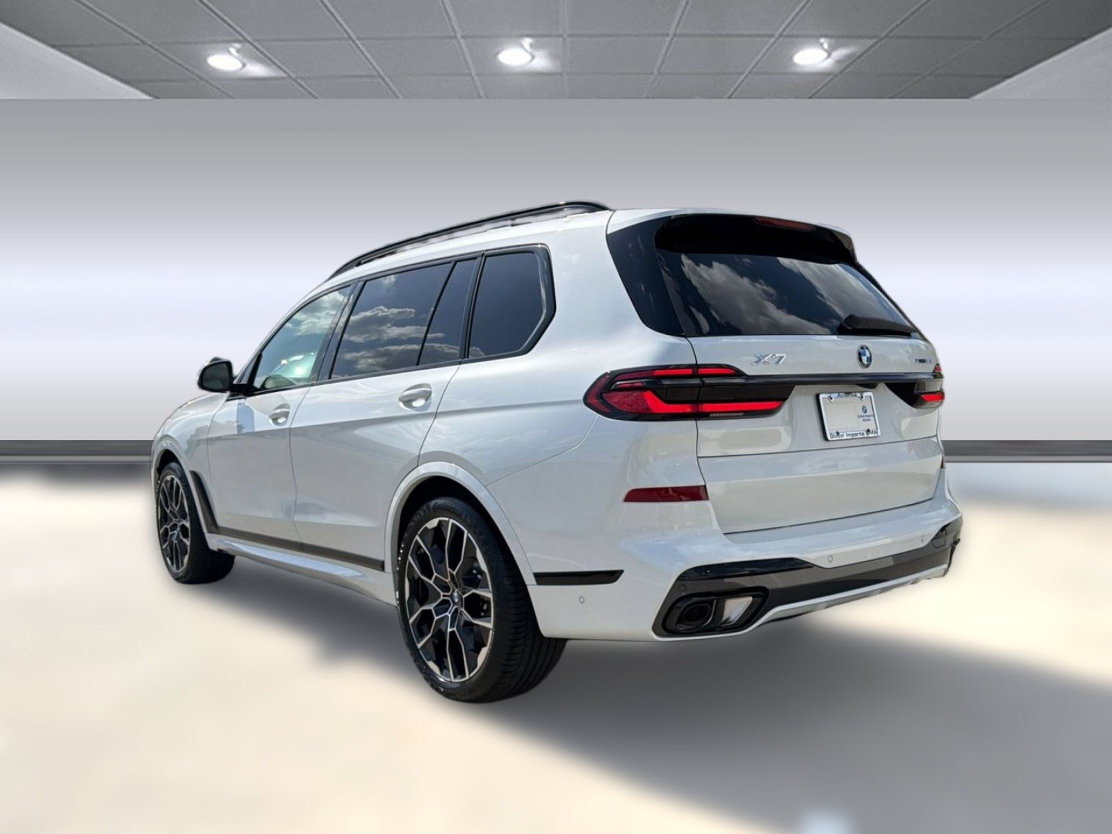 New 2027 BMW X7 xDrive40i w/ Executive Package AWD/4WD image 3