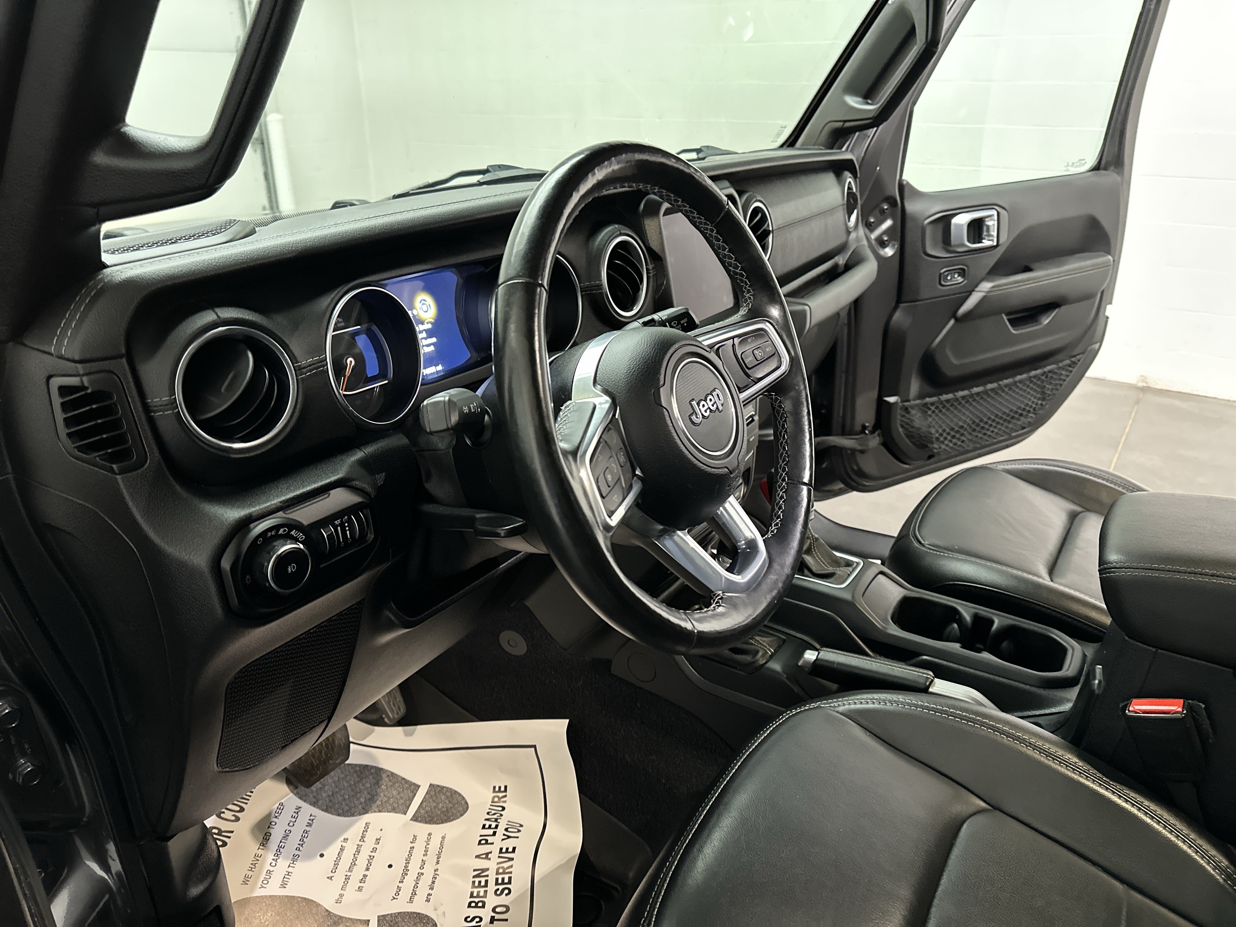 Used 2021 Jeep Wrangler Unlimited Sahara AWD/4WD image 18