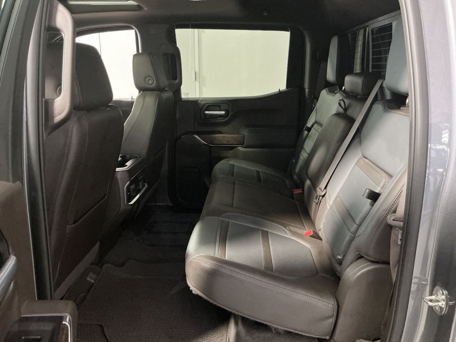 Used 2020 GMC Sierra 1500 Denali w/ Denali Ultimate Package AWD/4WD image 24