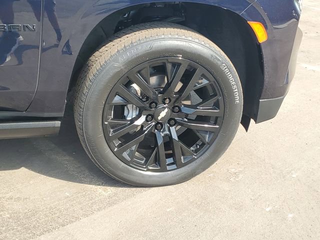 Used 2021 Chevrolet Suburban High Country w/ Premium Package AWD/4WD image 6