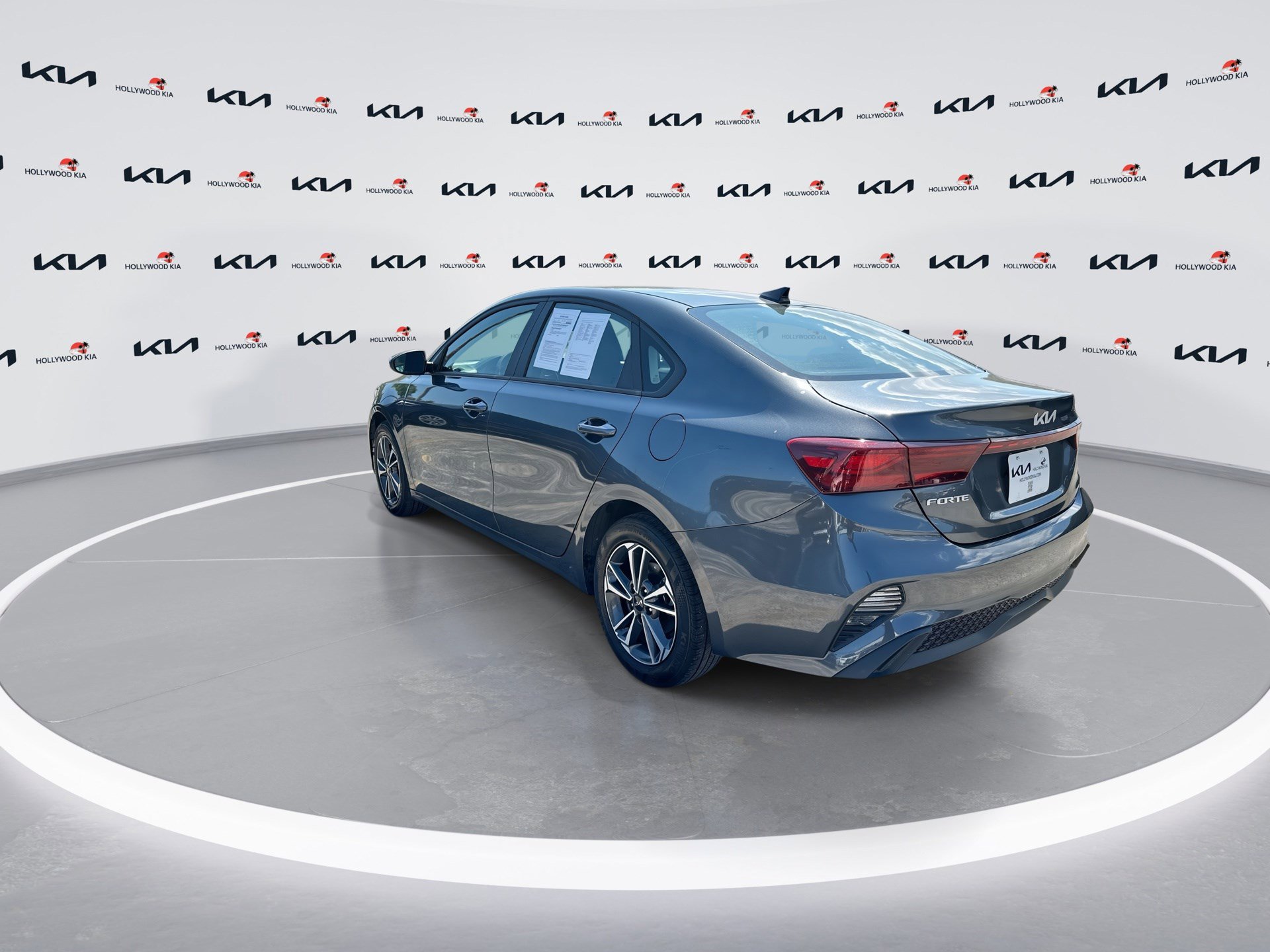 Used 2024 Kia Forte LXS image 6