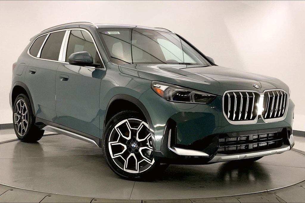 New 2026 BMW X1 xDrive28i w/ Technology Package image 1