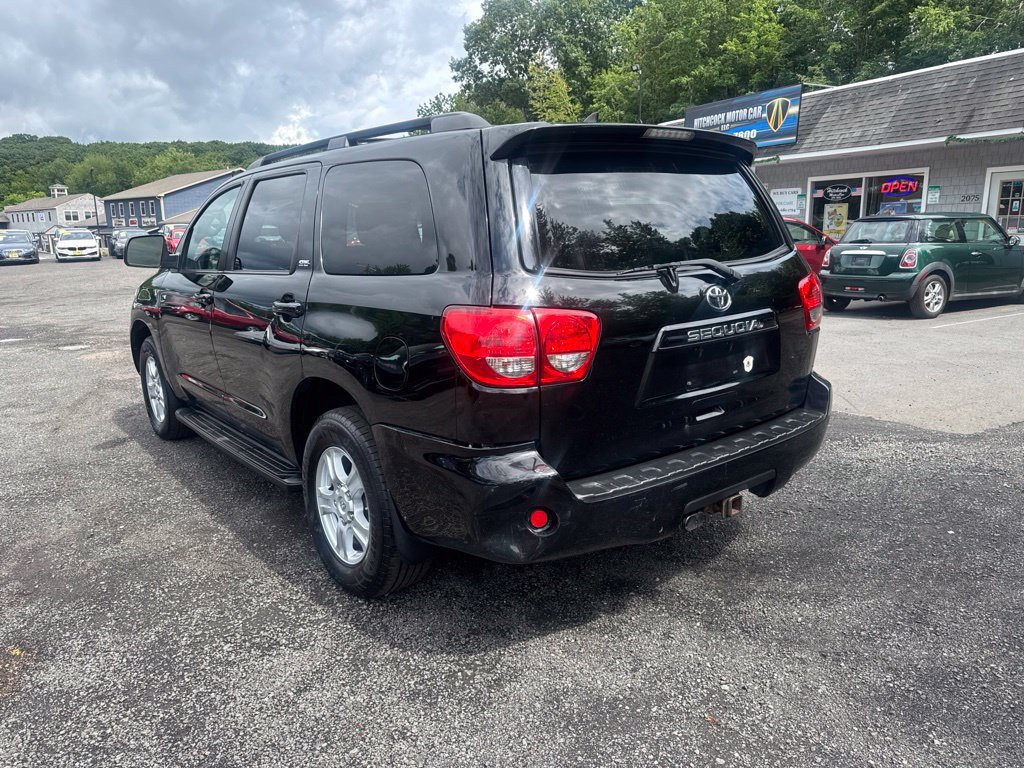 Used 2012 Toyota Sequoia SR5 AWD/4WD image 15