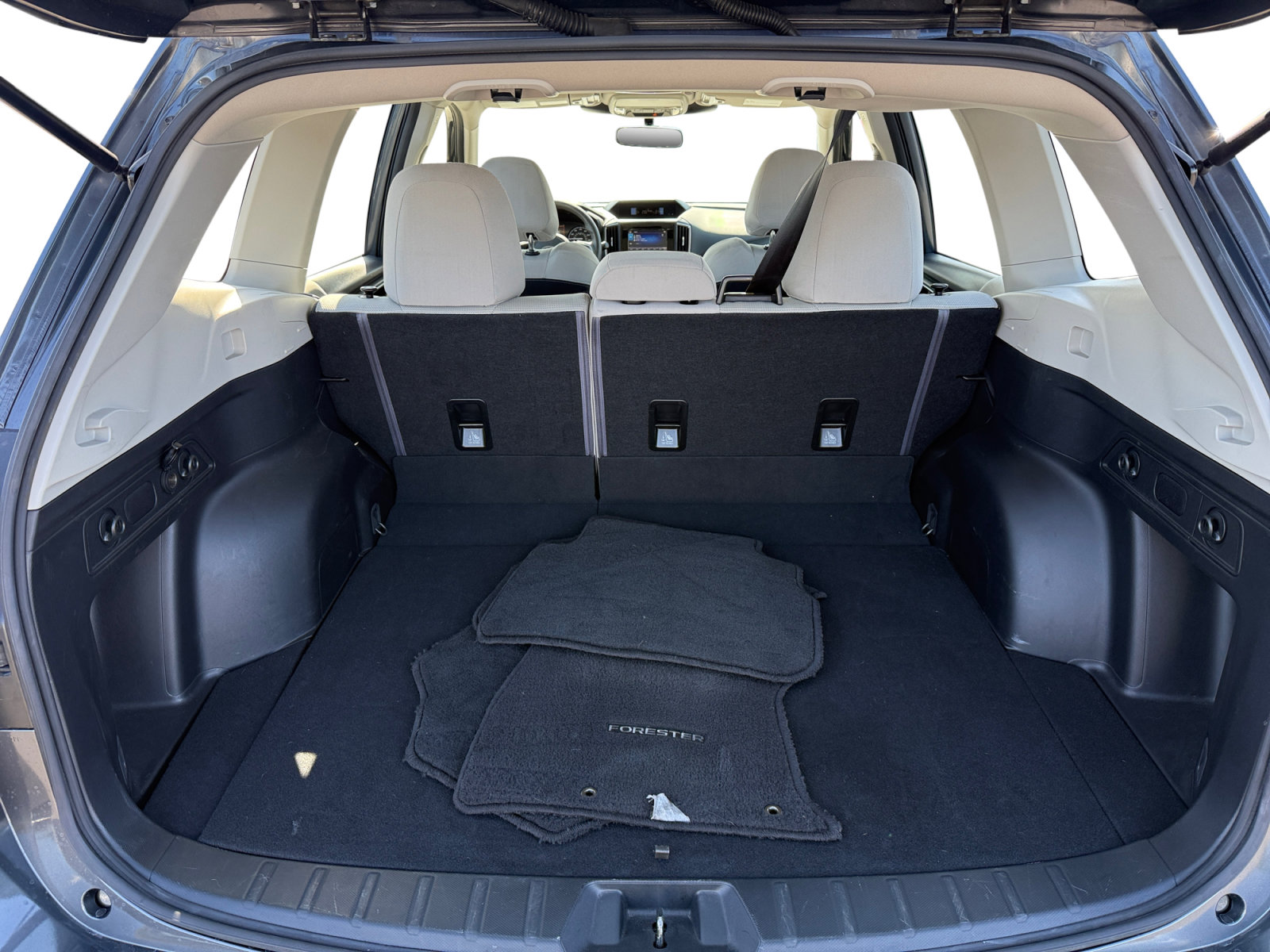 Used 2023 Subaru Forester AWD/4WD image 17