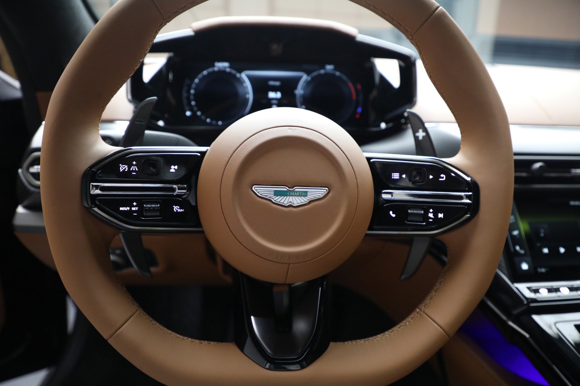 New 2026 Aston Martin V8 Vantage Coupe image 24